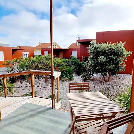 Bungalow 4 - Aulas de Surf, compras e bicicleta Santo Isidoro Exterior foto